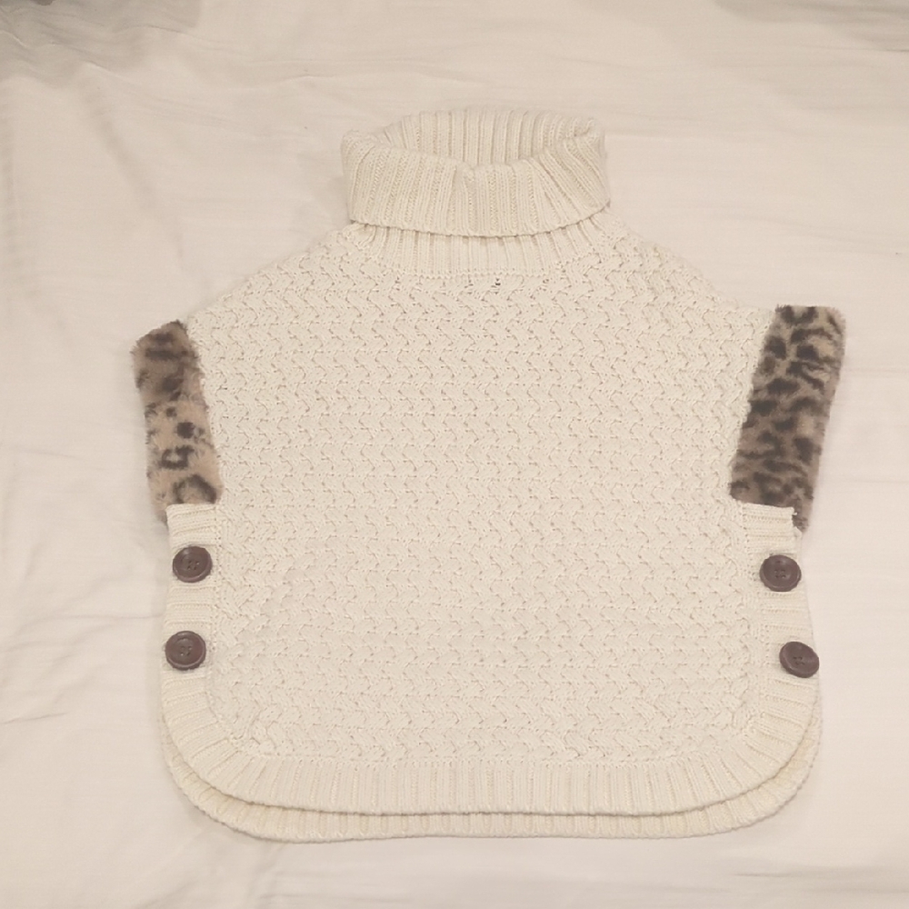 Cozy Cream Knit Sweater with Faux Fur Accents